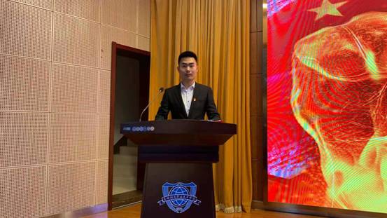 全国行指委大赛一等奖获奖学生巨鑫鹏